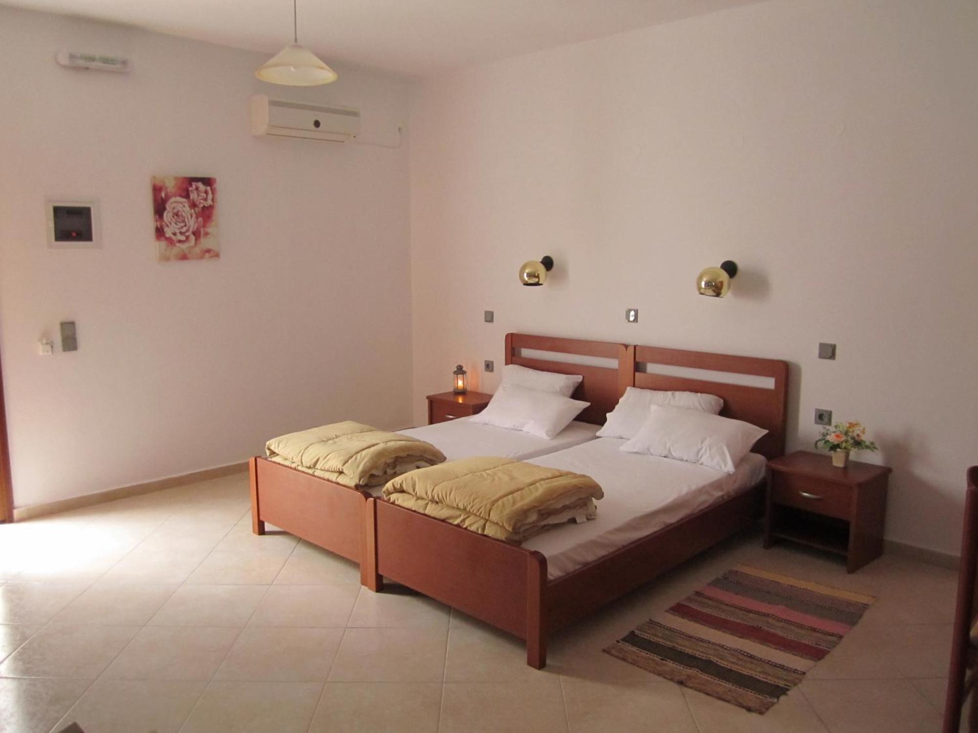 Tilos Fantasy Livadia  ภายนอก รูปภาพ