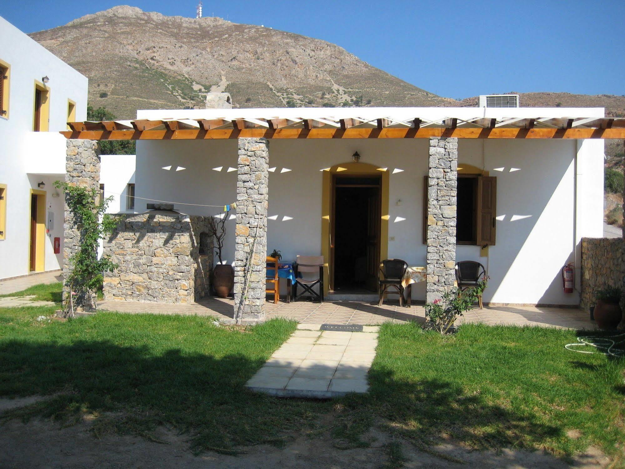 Tilos Fantasy Livadia  ภายนอก รูปภาพ