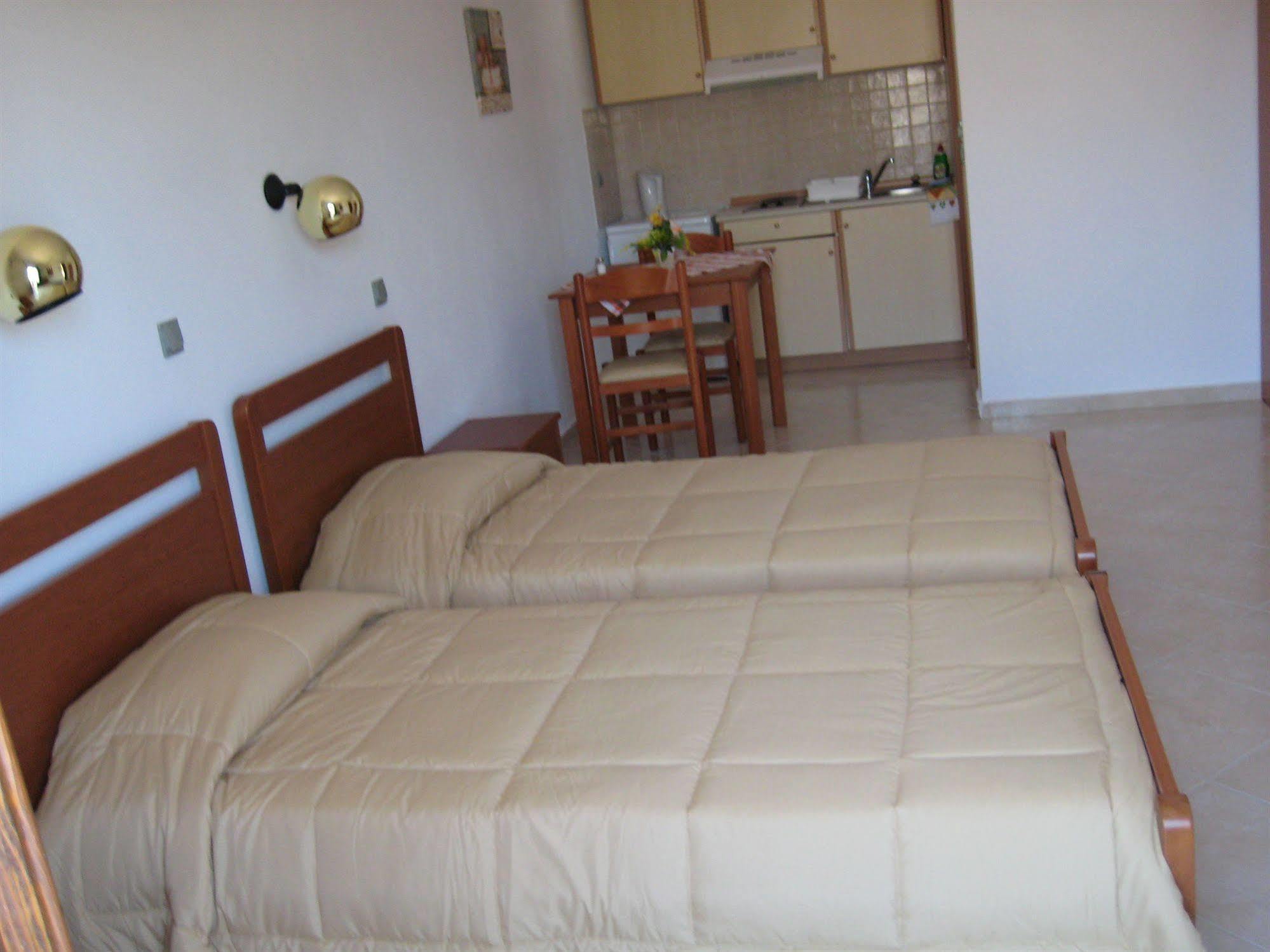 Tilos Fantasy Livadia  ภายนอก รูปภาพ